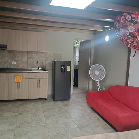 Akuarela Apartamentos Campestres Ibagué Exterior photo