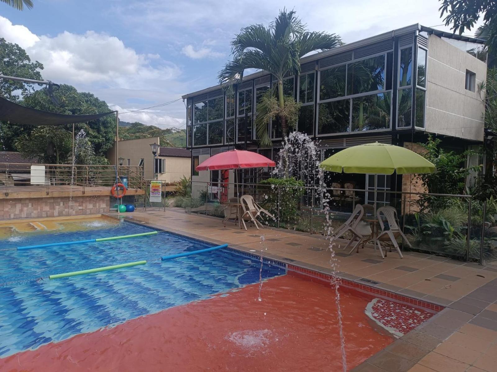 Akuarela Apartamentos Campestres Ibagué Exterior photo